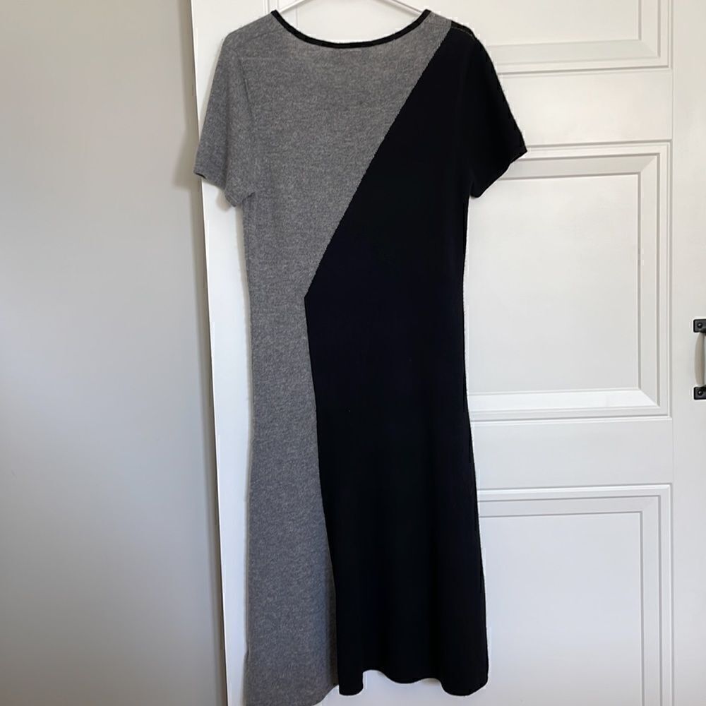 New Lusso Colorblock Cashmere Sweater Dress - Picture 4 of 5